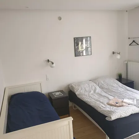 Bed & Breakfast Qstay 3*