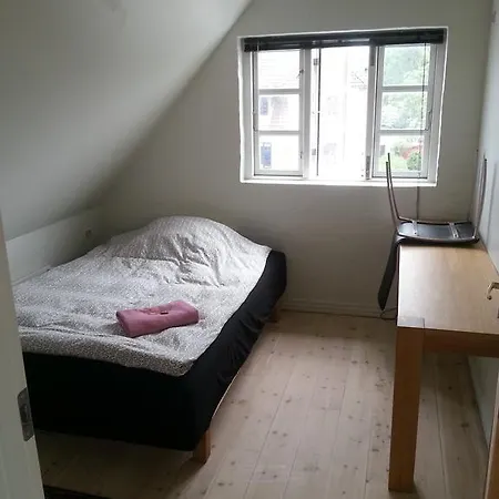 Bed & Breakfast Qstay 3*