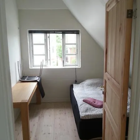 Bed & Breakfast Qstay